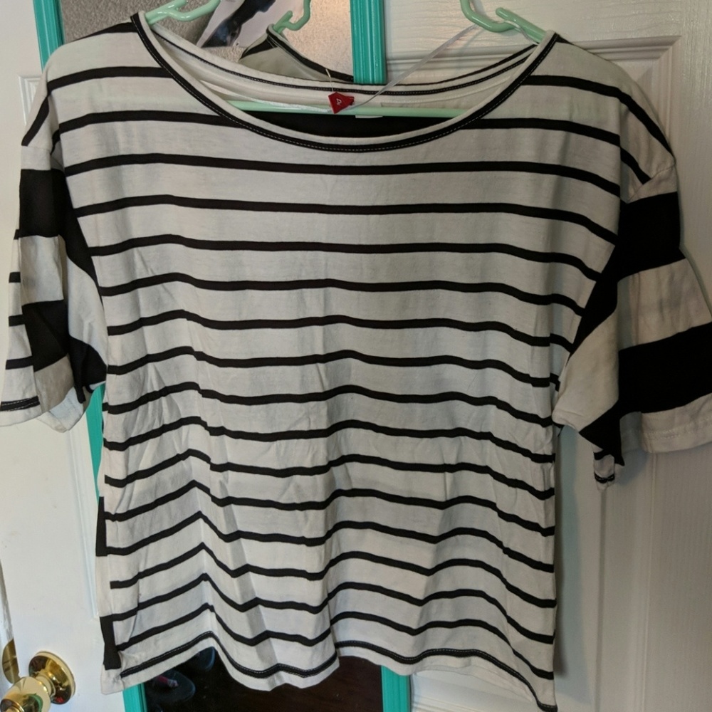Striped tee - Picture 2 of 3